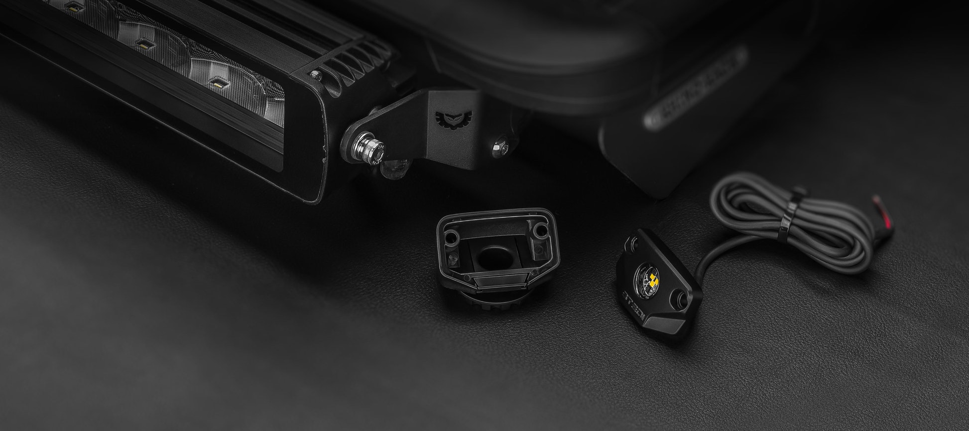 STEDI Rock Light Easy Fit to Suit Rhino Rack